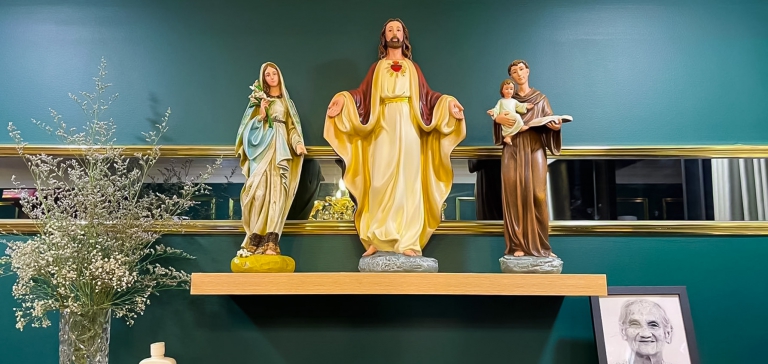 Tượng Công Giáo