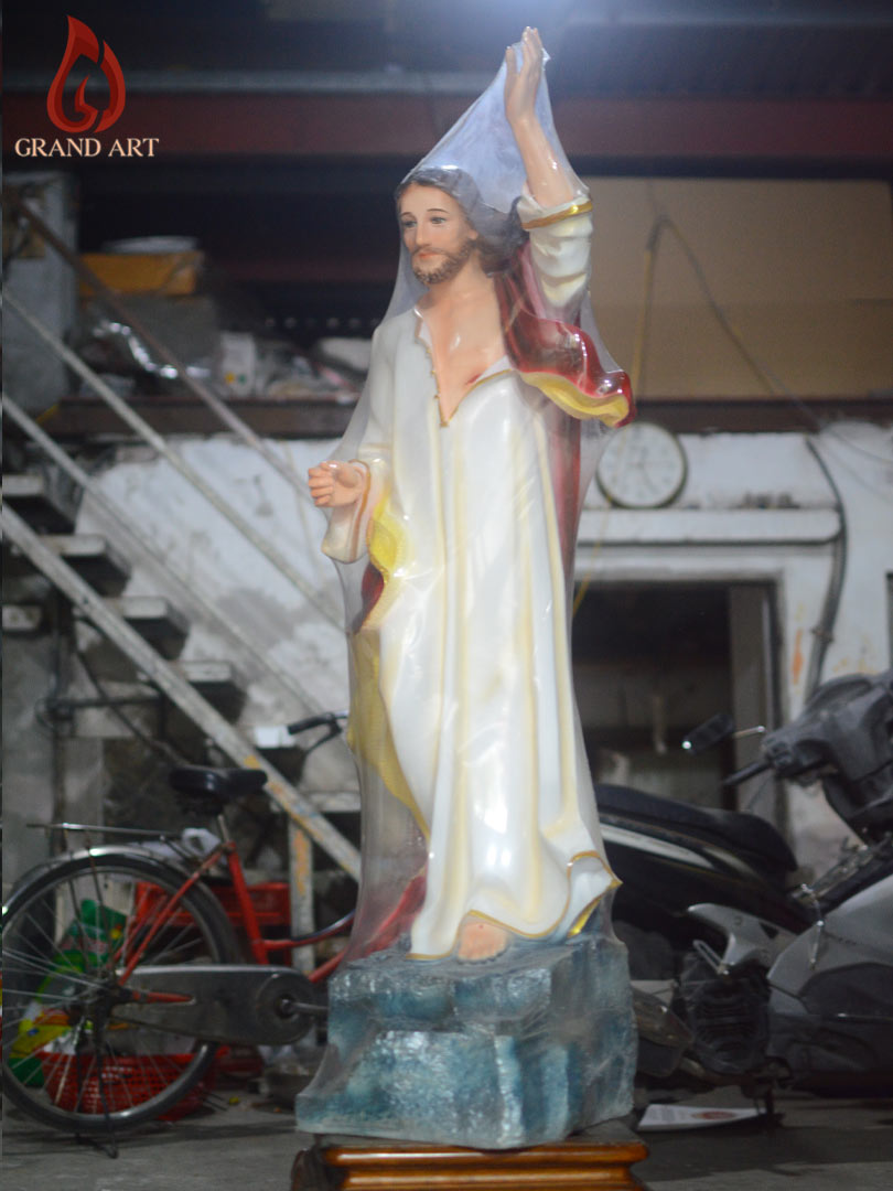 Tượng Chúa Phục Sinh Bằng Composite Sơn Màu Đẹp