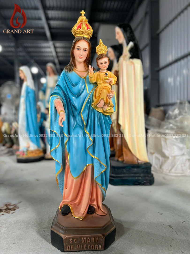 tượng Đức Mẹ Bế Chúa bằng composite sơn màu cao 90cm