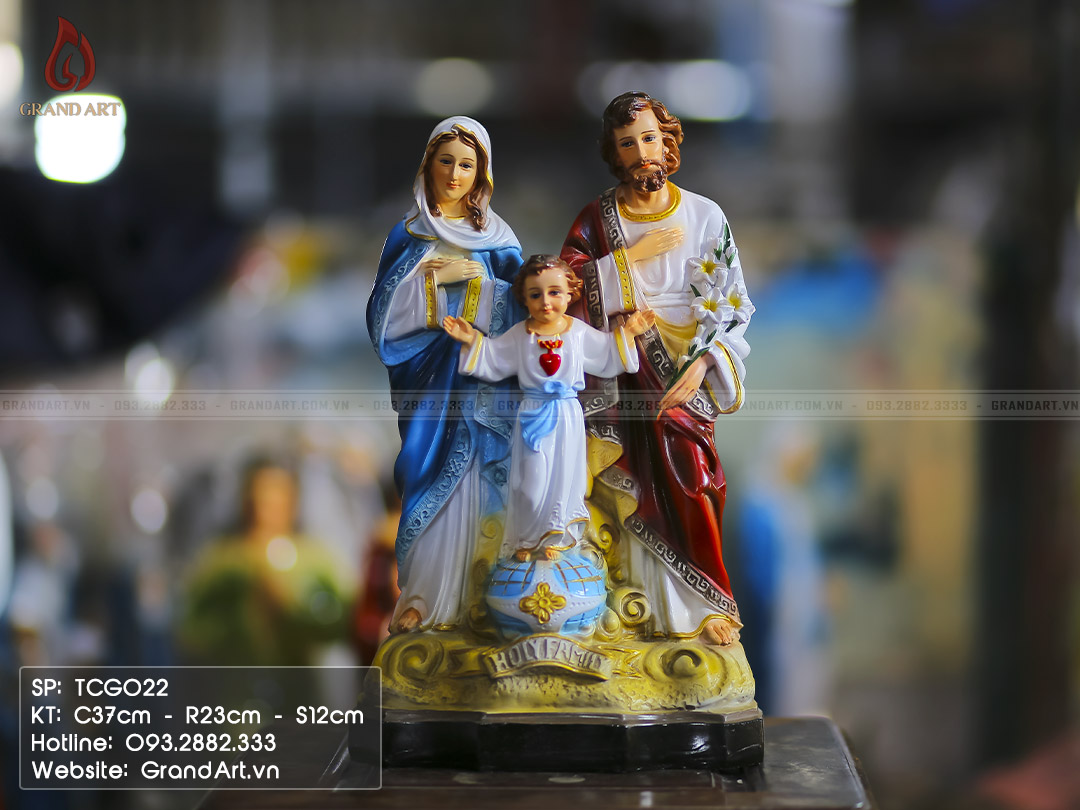 tượng gia đình Thánh Gia bằng composite cao 37cm