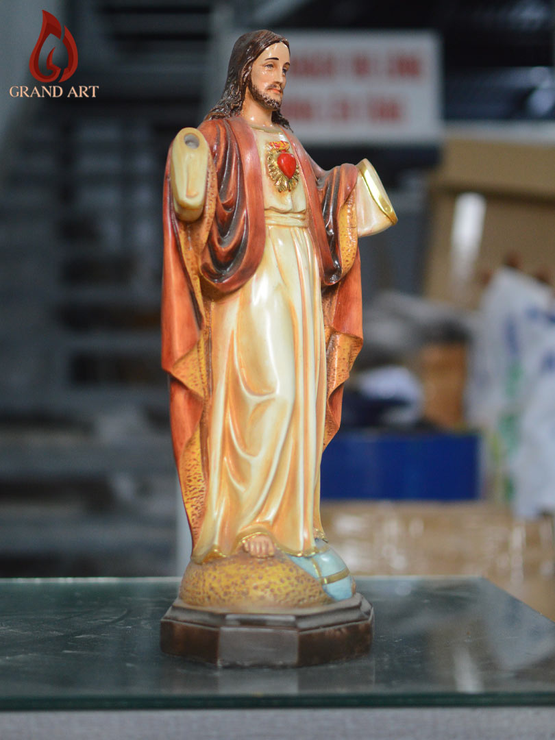 Tượng Chúa Kito Vua Bằng Composite Cao 40Cm Vẽ Giả Cổ 10 Tượng Chúa Kito Vua bằng composite cao 40cm vẽ giả cổ