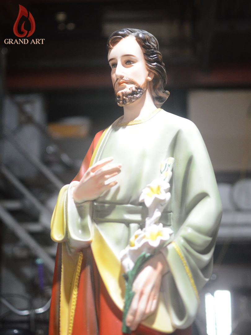 Tượng Thánh Giuse Hoa Huệ Bằng Composite Sơn Màu Cao 100cm