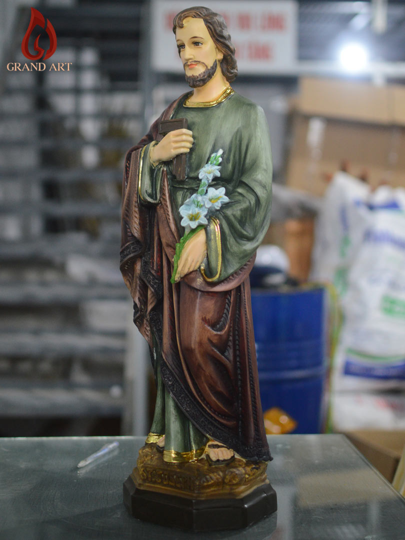 Tượng Thánh Giuse Hoa Huệ Bằng Composite Vẽ Giả Cổ Cao 60cm