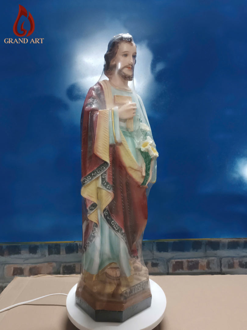 Tượng Thánh Giuse Hoa Huệ Bằng Composite Sơn Màu Cao 60cm