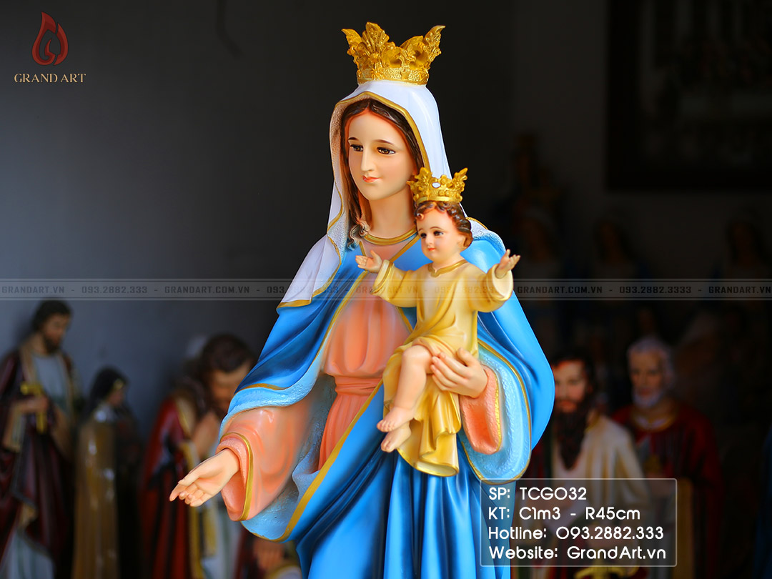 tượng Mẹ bế Chúa bằng composite cao 1m3