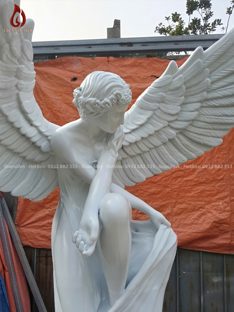 Đôi Tượng Thiên Thần Tung Cánh Bay Bằng Composite Cao 2m3