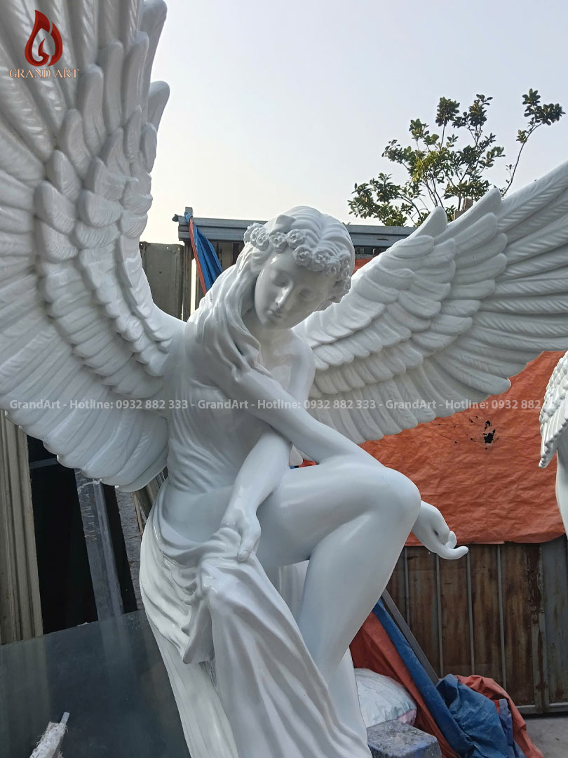 Đôi Tượng Thiên Thần Tung Cánh Bay Bằng Composite Cao 2m3
