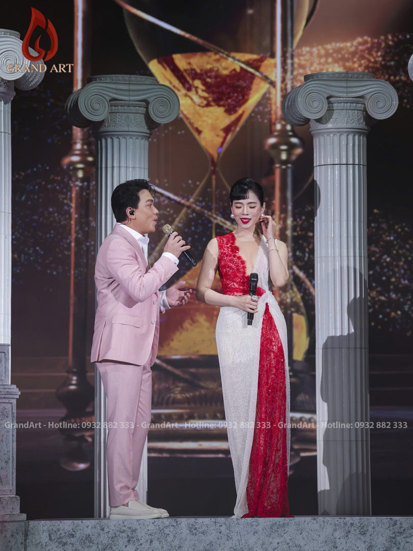 cho thuê cột la mã hy lạp trang trí sự kiện nhạc hội Xuân Phát Tài