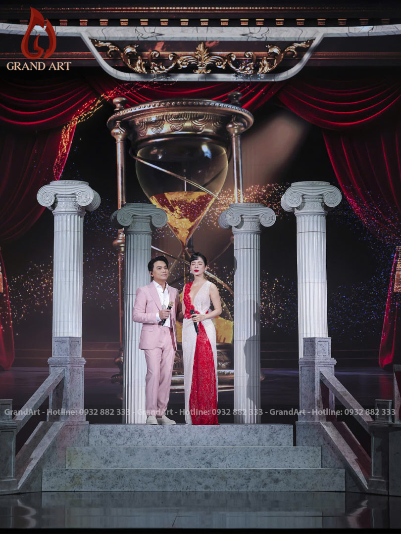 cho thuê cột la mã hy lạp trang trí sự kiện nhạc hội Xuân Phát Tài