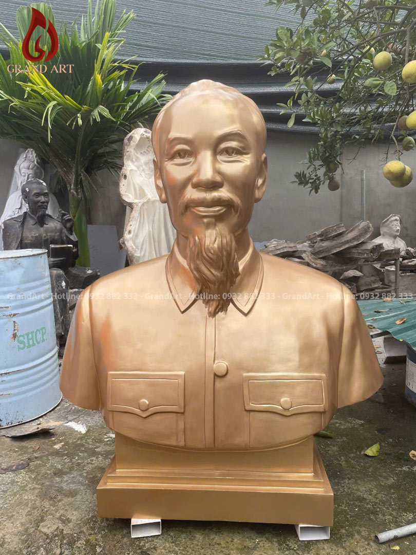 tượng chân dung Bác Hồ bằng composite cao 1m5