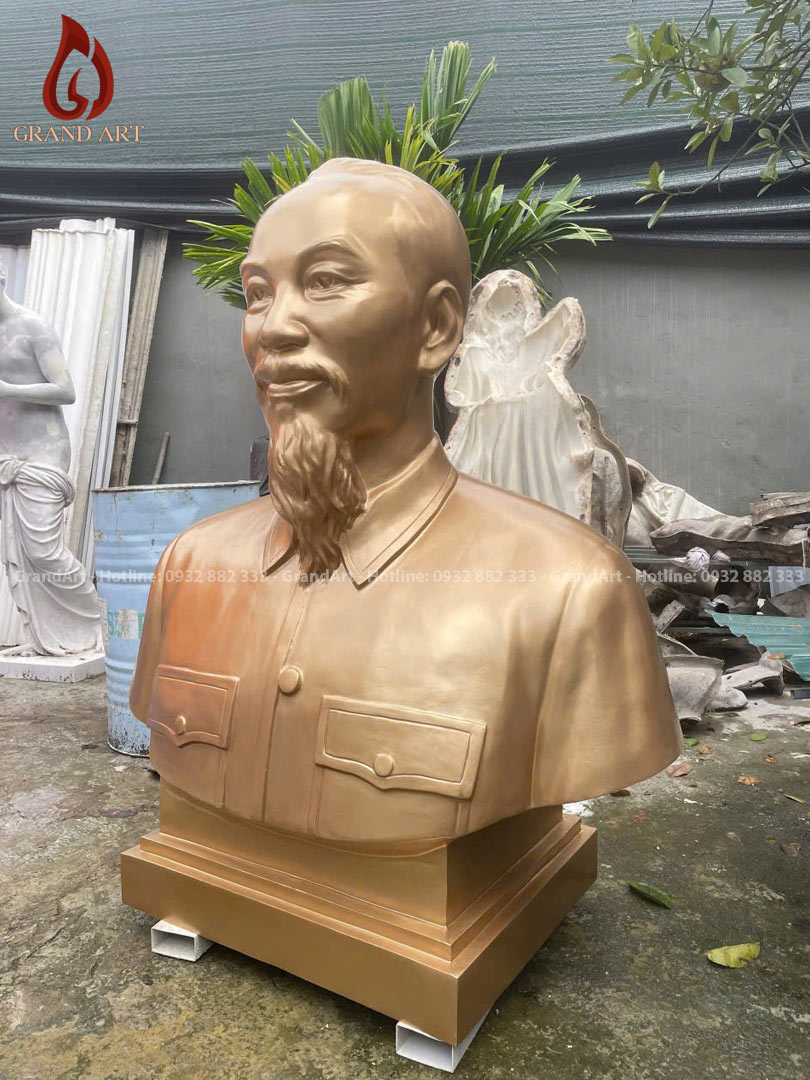 tượng chân dung Bác Hồ bằng composite cao 1m5