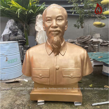 Bàn Giao Tượng Bác Hồ Bằng Composite Cao 1m5 Cho Văn Phòng Quốc Hội